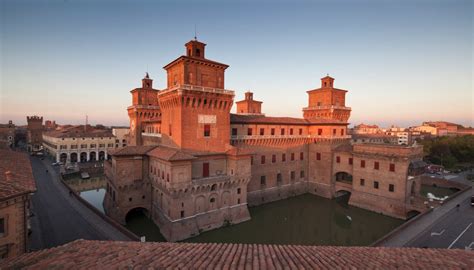 bakeka coppie ferrara|Città